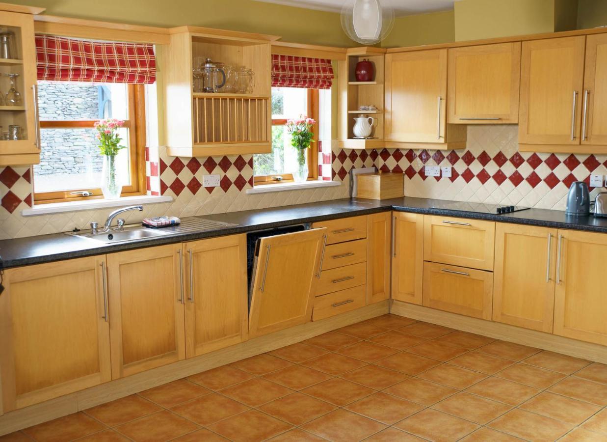 Dingle Courtyard Holiday Homes 3 Bed By Trident Holiday Homes Dış mekan fotoğraf